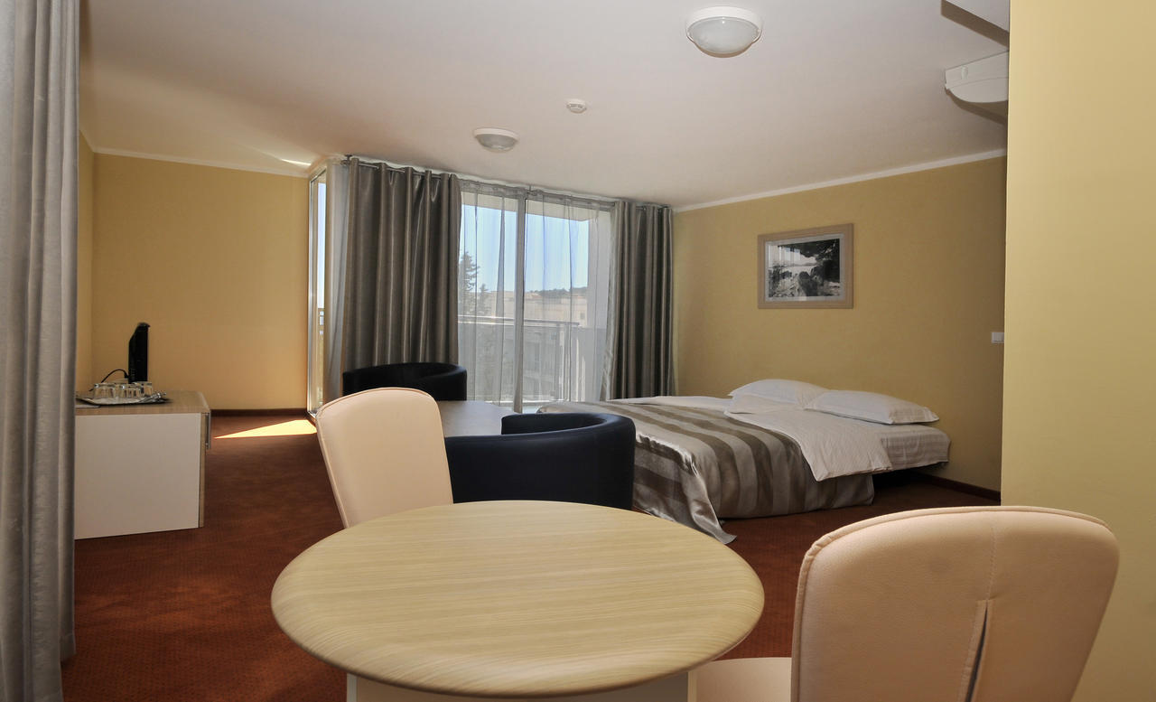 Hotel Tara Бечичі Номер фото